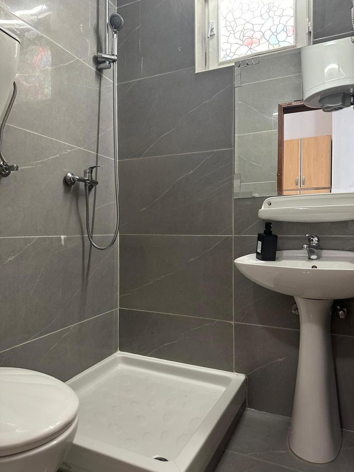 Themis Apart Hotel Kotor Buitenkant foto